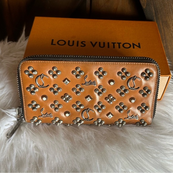 Christian Louboutin Brown Panettone Spike Wallet loubinthesky - Picture 11 of 16
